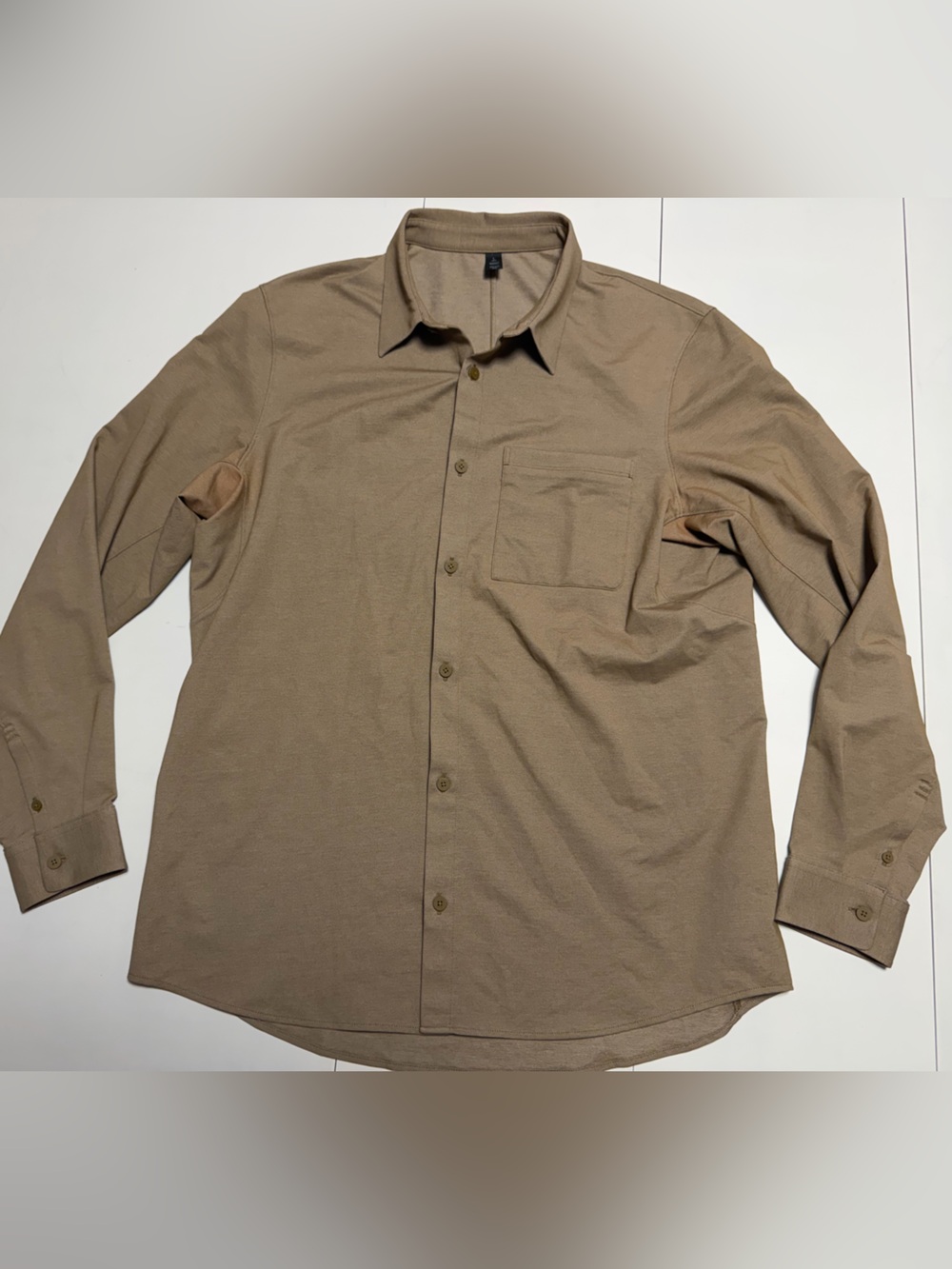 Lululemon stretchy comfort shirt